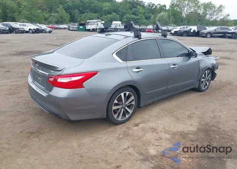 2016 Nissan Altima 2.5 Sr z USA, uszkodzony, nr VIN 1N4AL3AP2GC276753